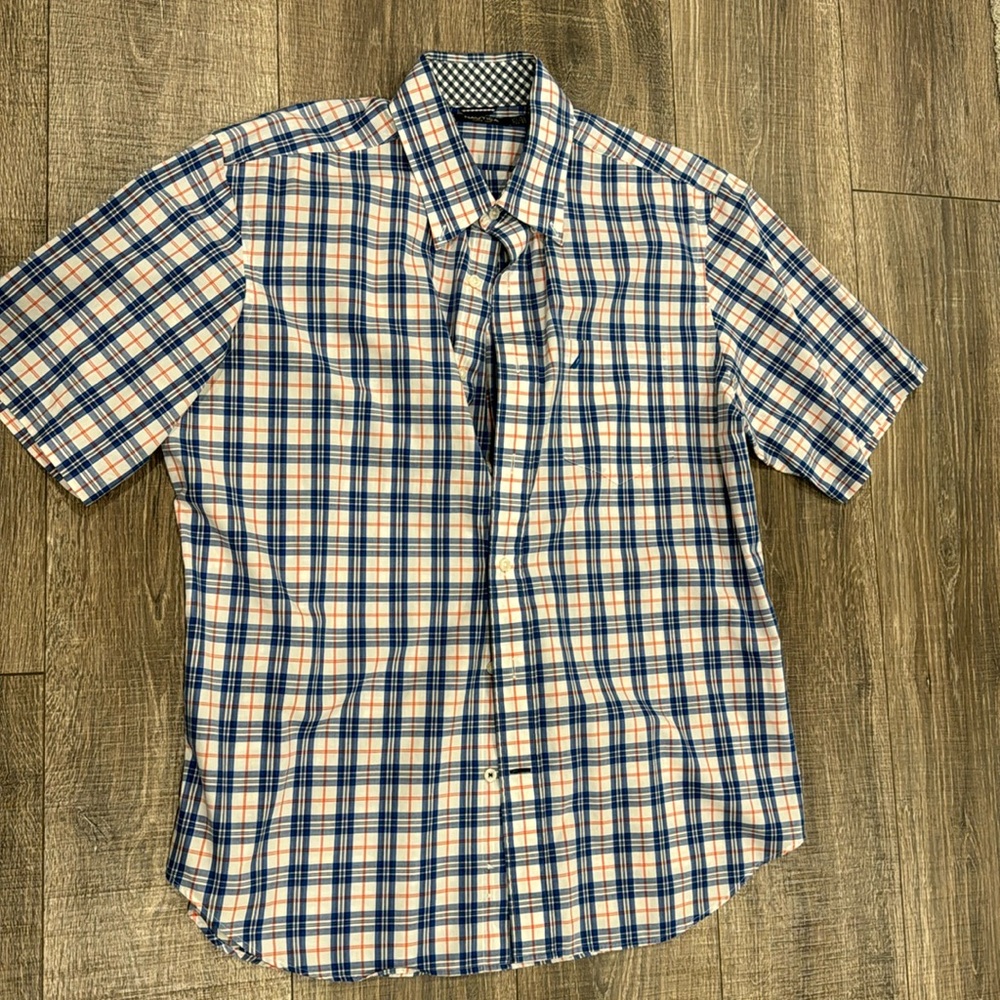 Nautica men’s button down short sleeve shirt size L